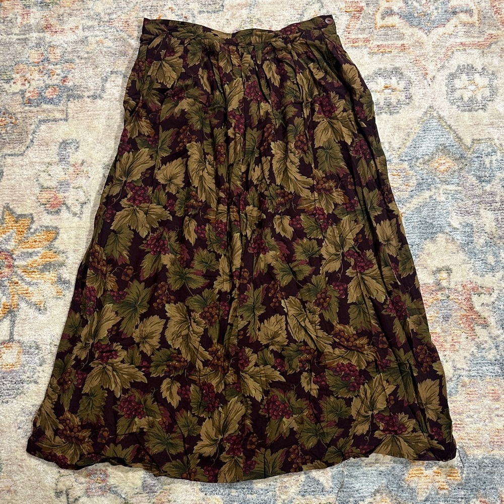 Vintage Chelsea Campbell Petites Rayon Skirt 8P Grapevine Leaf Print USA